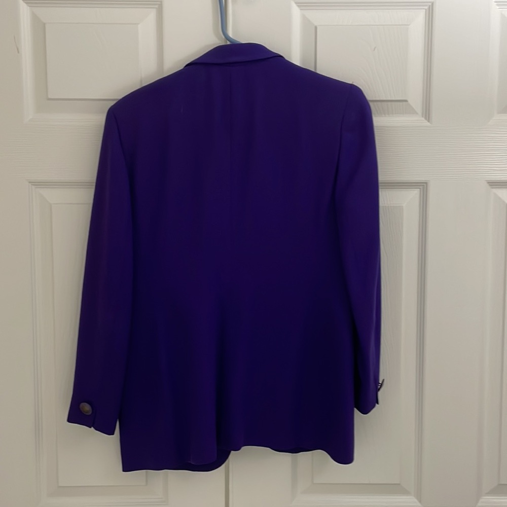 Women’s Blazer - Picture 3 of 3